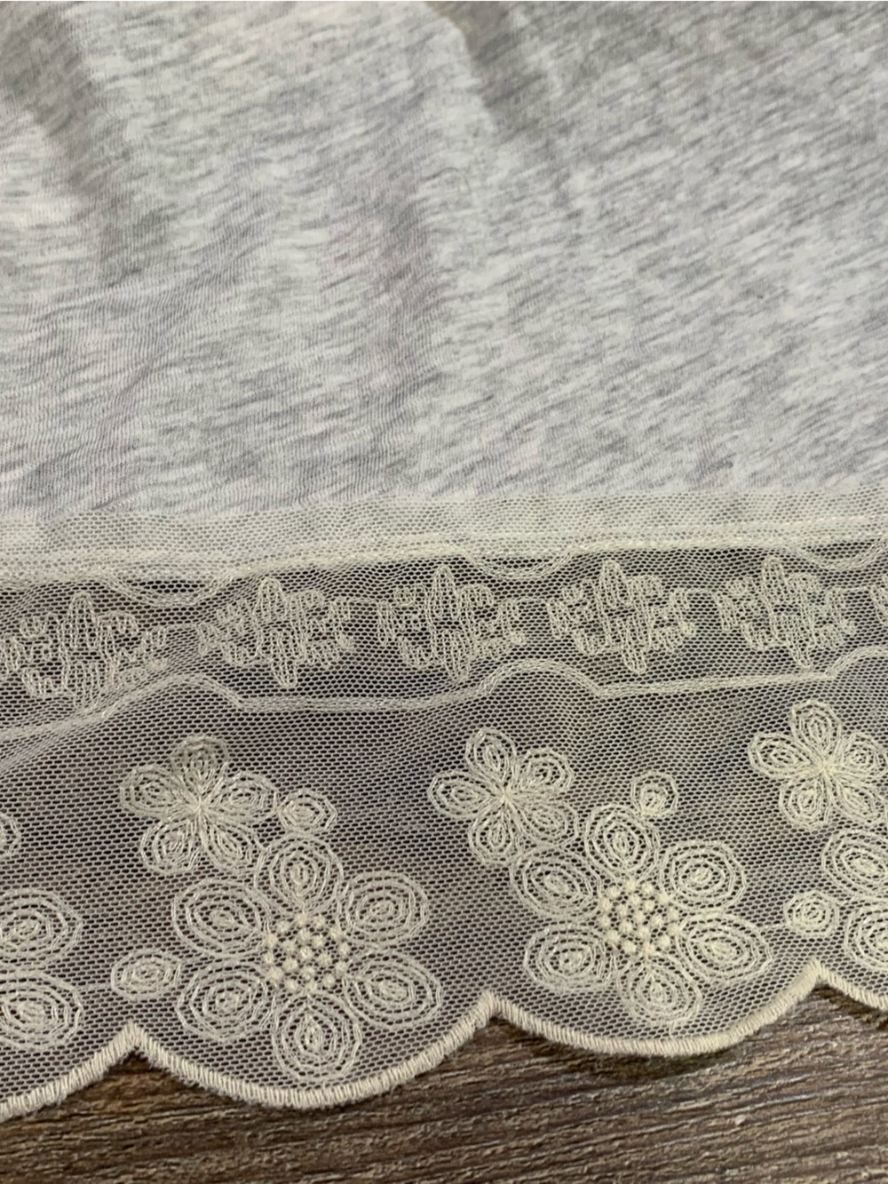 American Eagle Outfitters Gray Lace Trimmed Cami Sz L. Fairy Y2K Boho Top - Picture 6 of 8